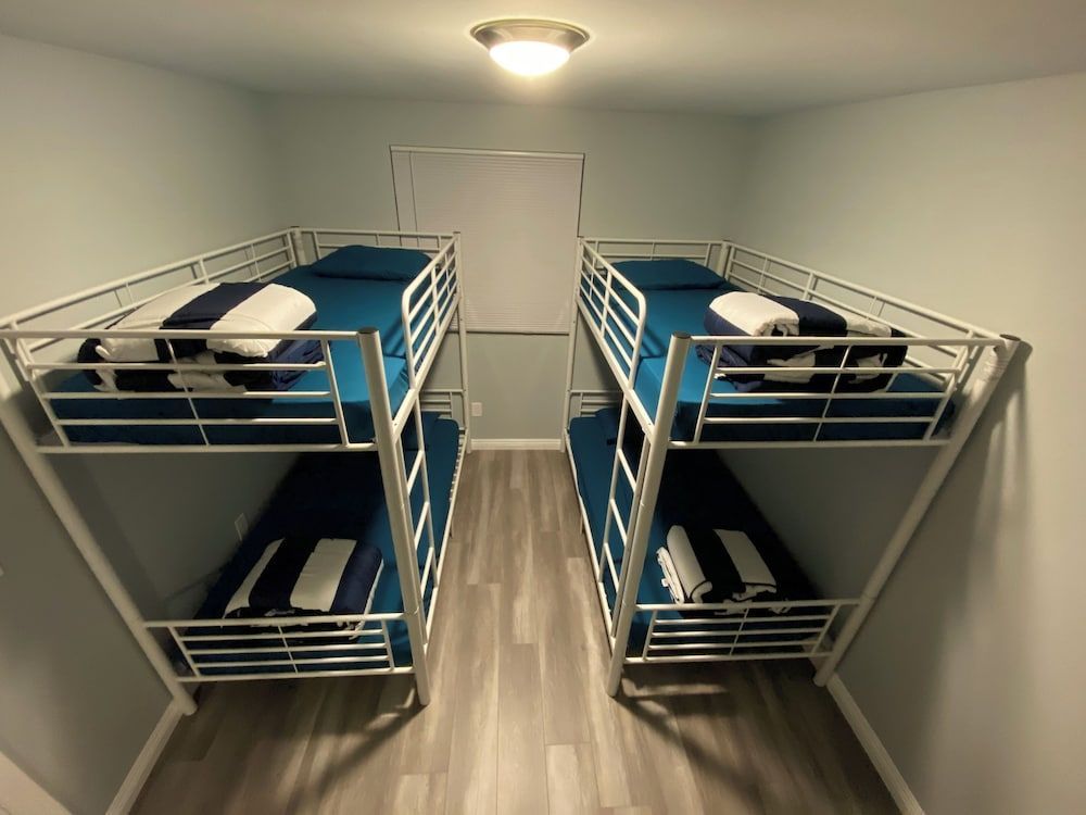 Modern Hostel 2