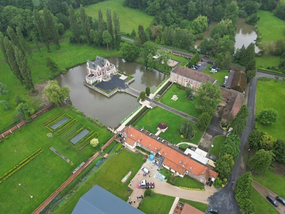 Chateau de Quesmy 1