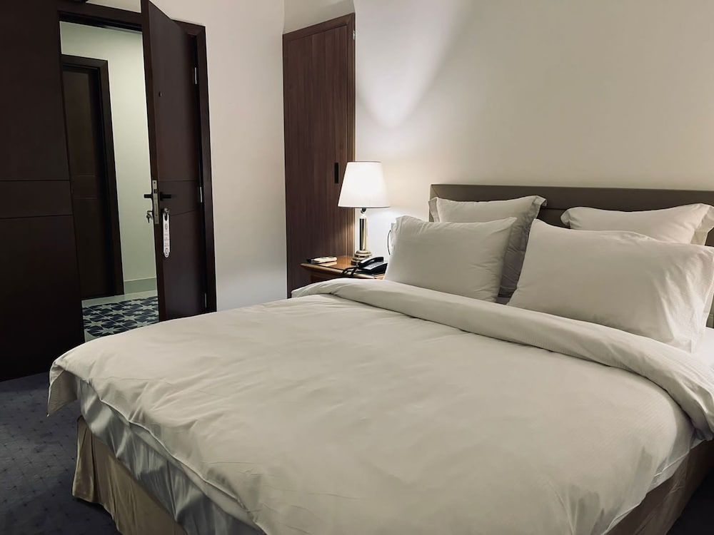 Hotel Napoleon Beirut 2
