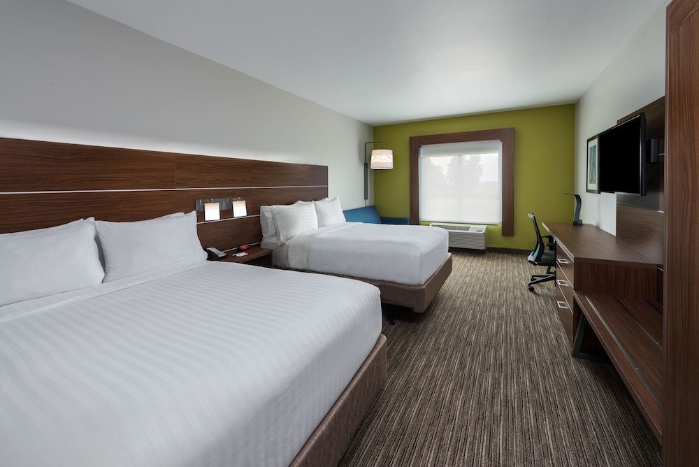 Holiday Inn Express TROY by IHG 2