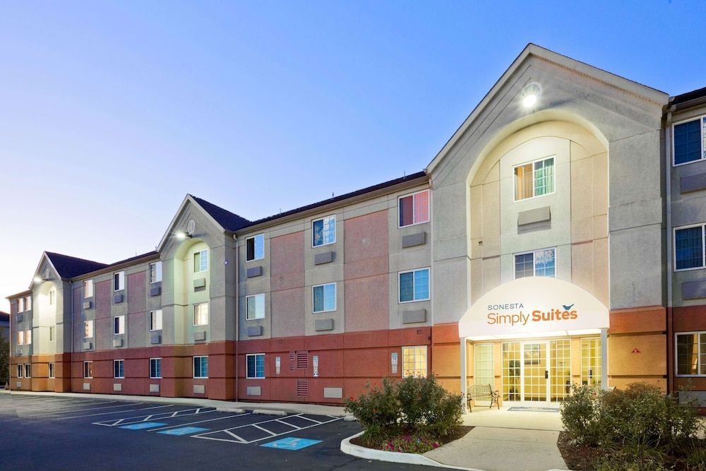 Sonesta Simply Suites Philadelphia Mount Laurel 1