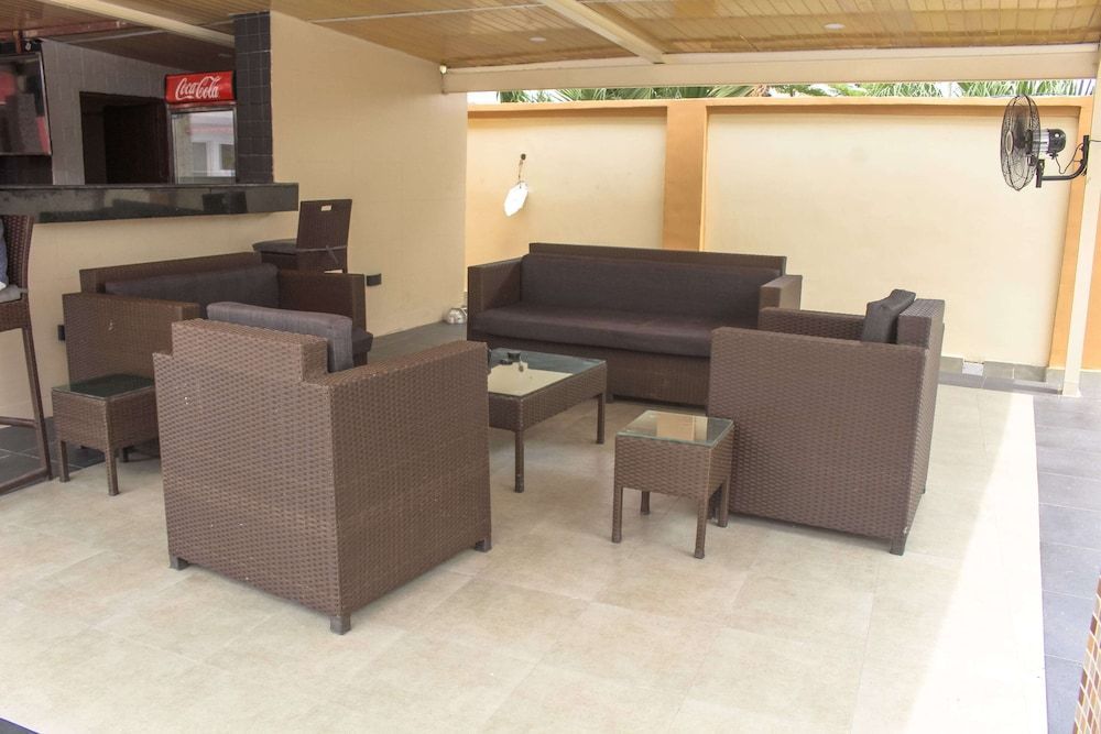 Villa Park Hotels 2