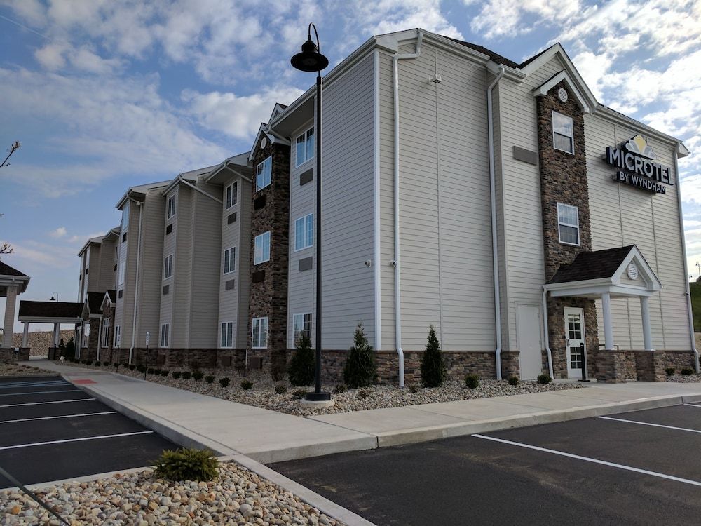 Microtel Inn & Suites by Wyndham Clarion 1