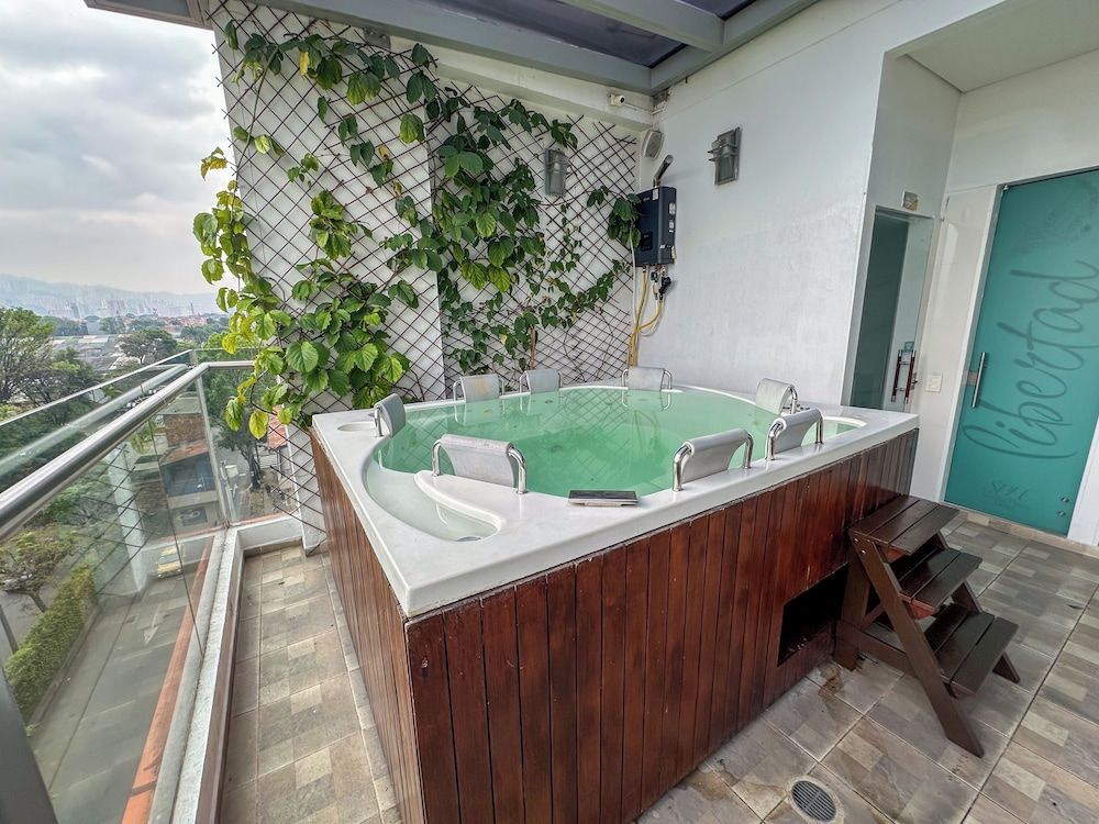 Hotel Sixtina Plaza Medellin 1