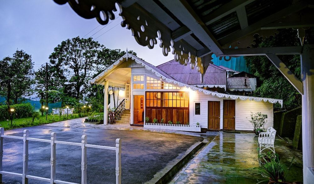 Summit Swiss Heritage Resort & Spa 1