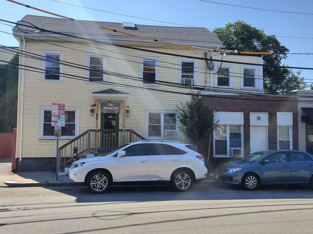 The Windsor Inn 1
