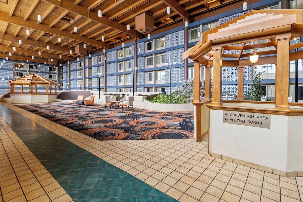 Red Lion Hotel Charlotte 2