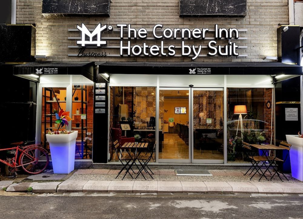 The Corner Inn Hotels By Suit 1