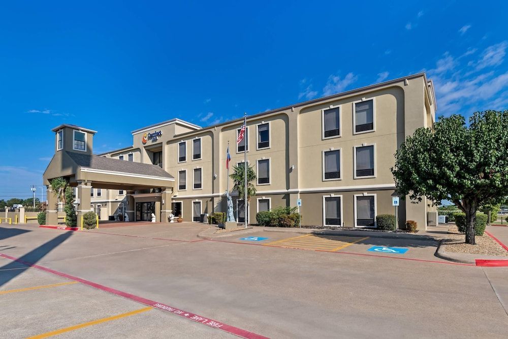 Comfort Inn Corsicana East 1