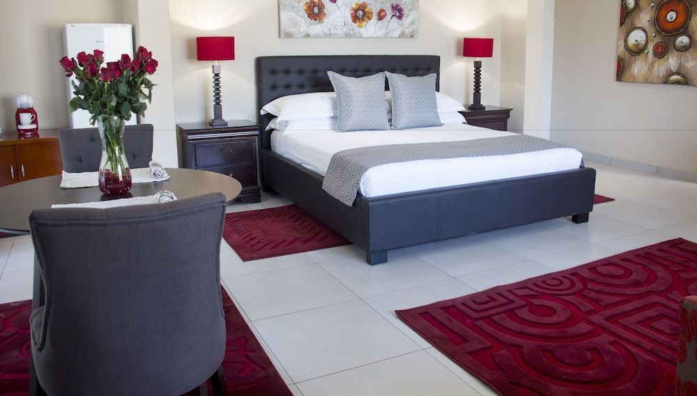 Airport Gardens Boutique Hotel 1