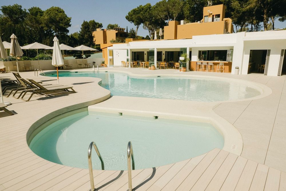 Ses Eufabietes Apartments & Restaurant 1