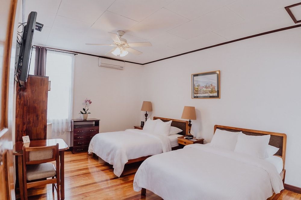 Dunn Inn 1