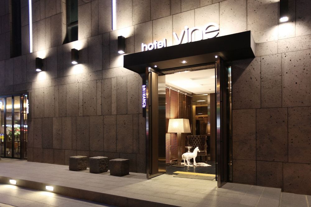 Vine Hotel 1