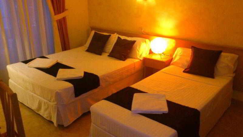 Hostal Oporto 1
