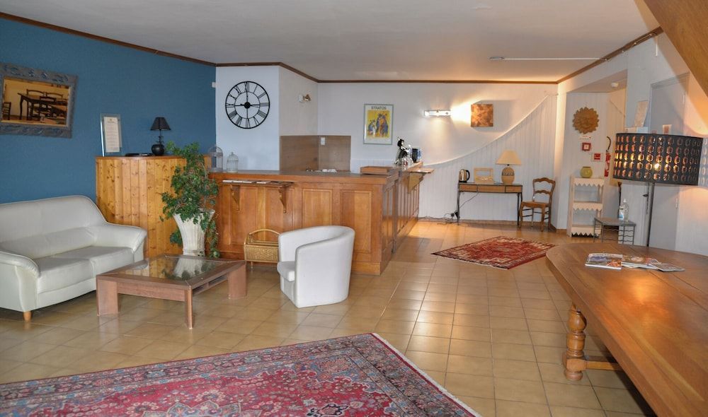 Logis Hôtel-restaurant La Mère Biquette 2