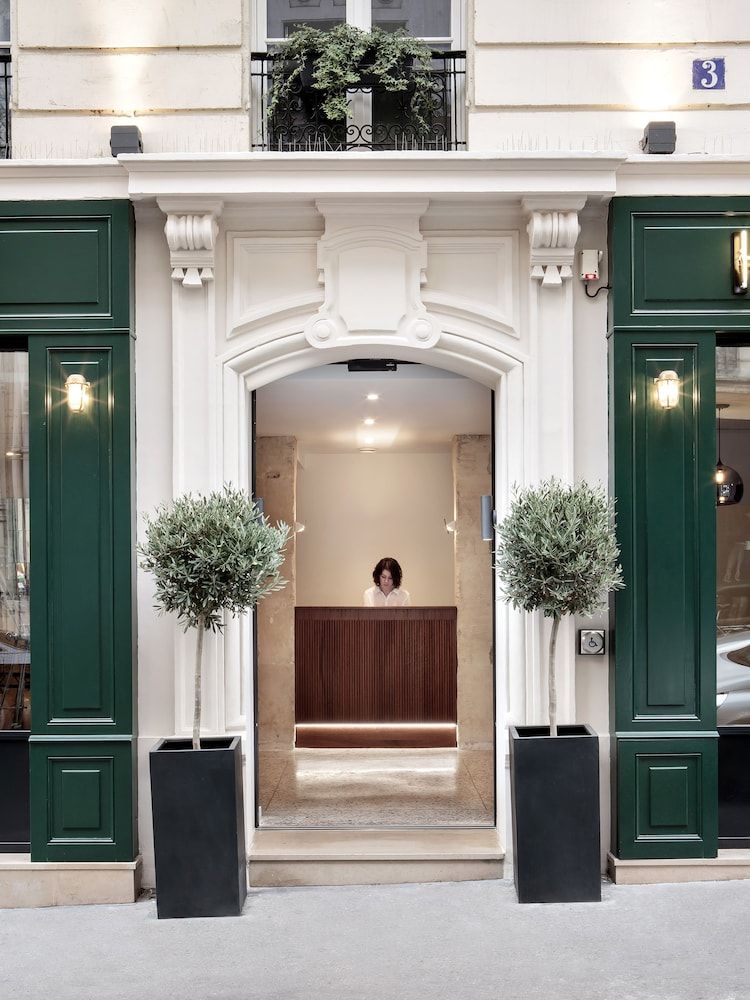 New Hotel Le Voltaire 1