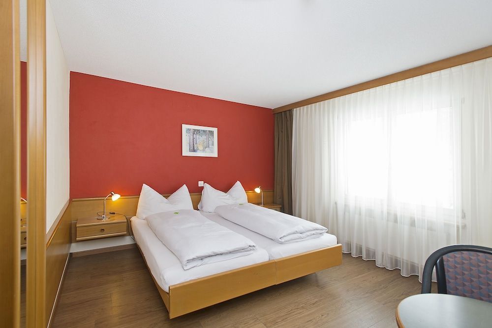 Hotel Sportcenter Fünf Dörfer AG 1
