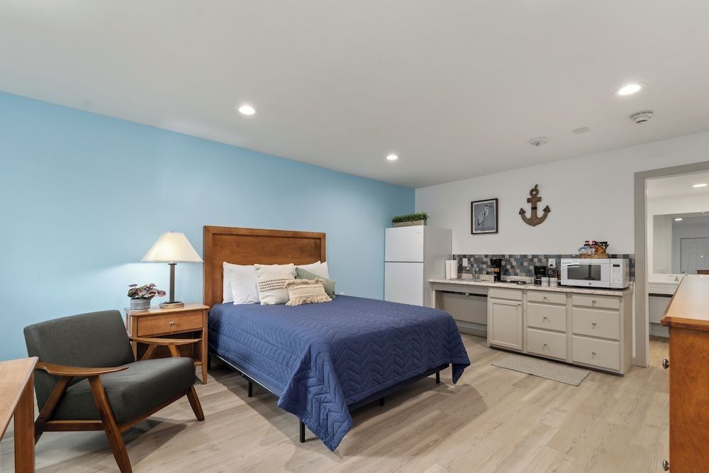 Extended Stay Gun Barrel City 1