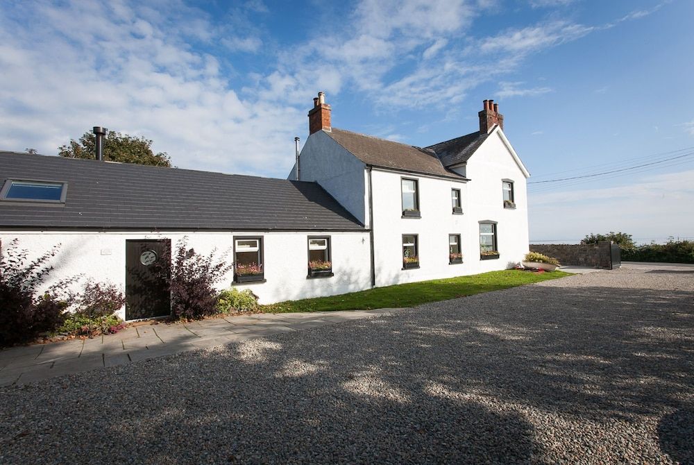 Manse On The Beach 1