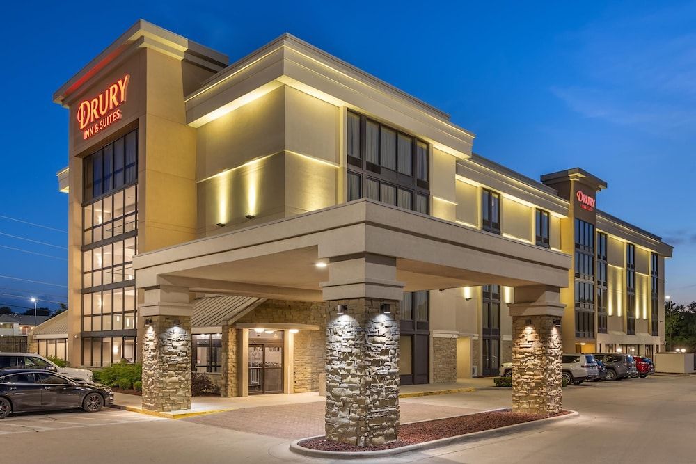 Drury Inn & Suites Springfield MO 1