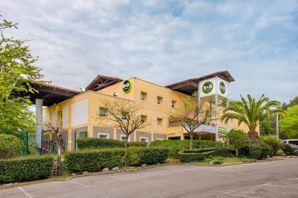 B&B HOTEL Cannes Mouans Sartoux 1