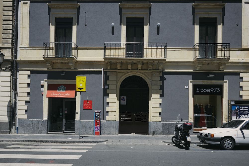 Corte dei medici - Palace 1