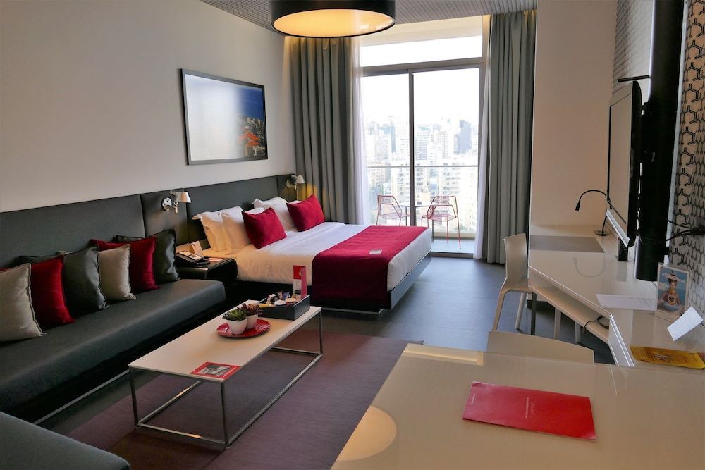 The Smallville Hotel 2