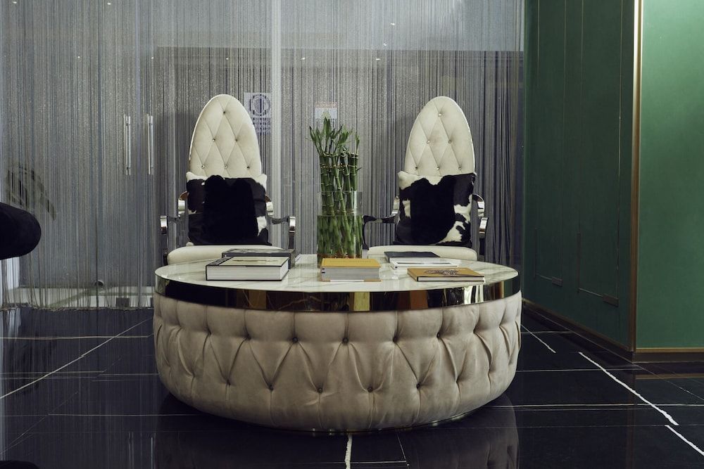Number One Oxford Street Hotel & Suites 2