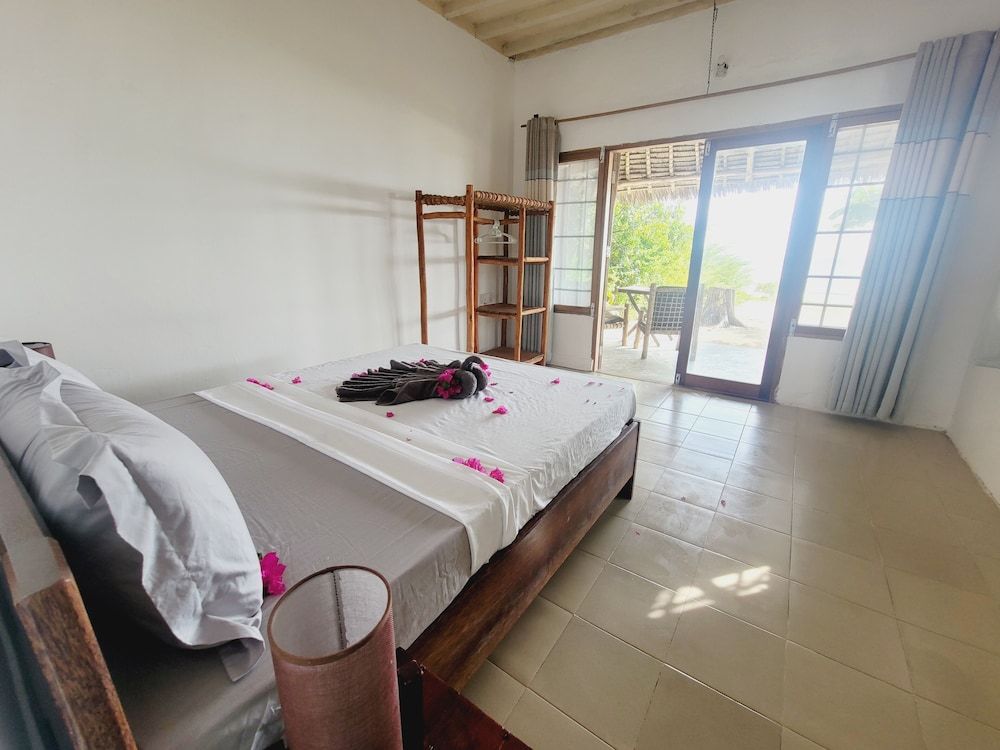 Lost Soles Lodge 2