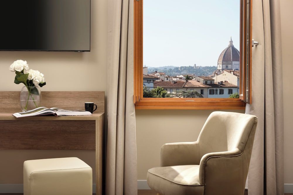 Essence Hotel 1