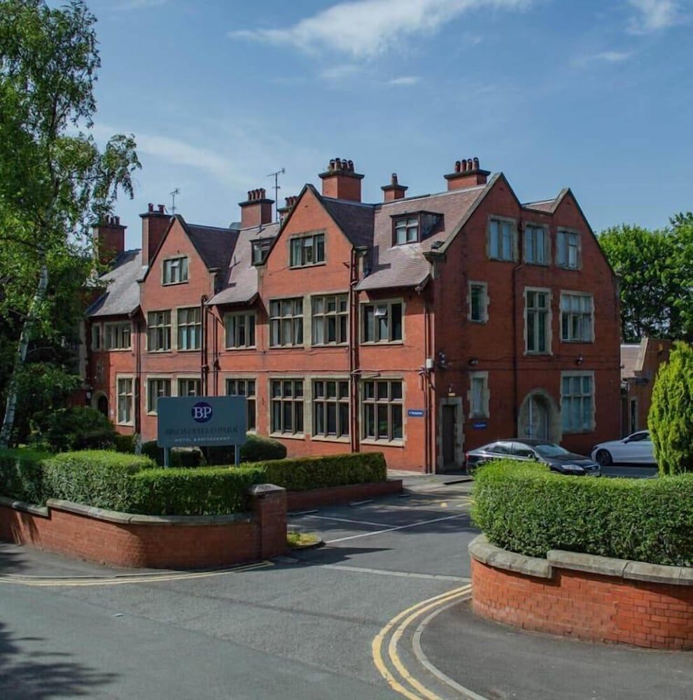 Broadfield Park Hotel by Belvilla 1