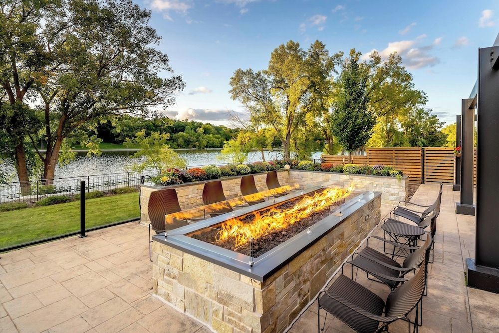 Courtyard by Marriott Appleton Riverfront 1