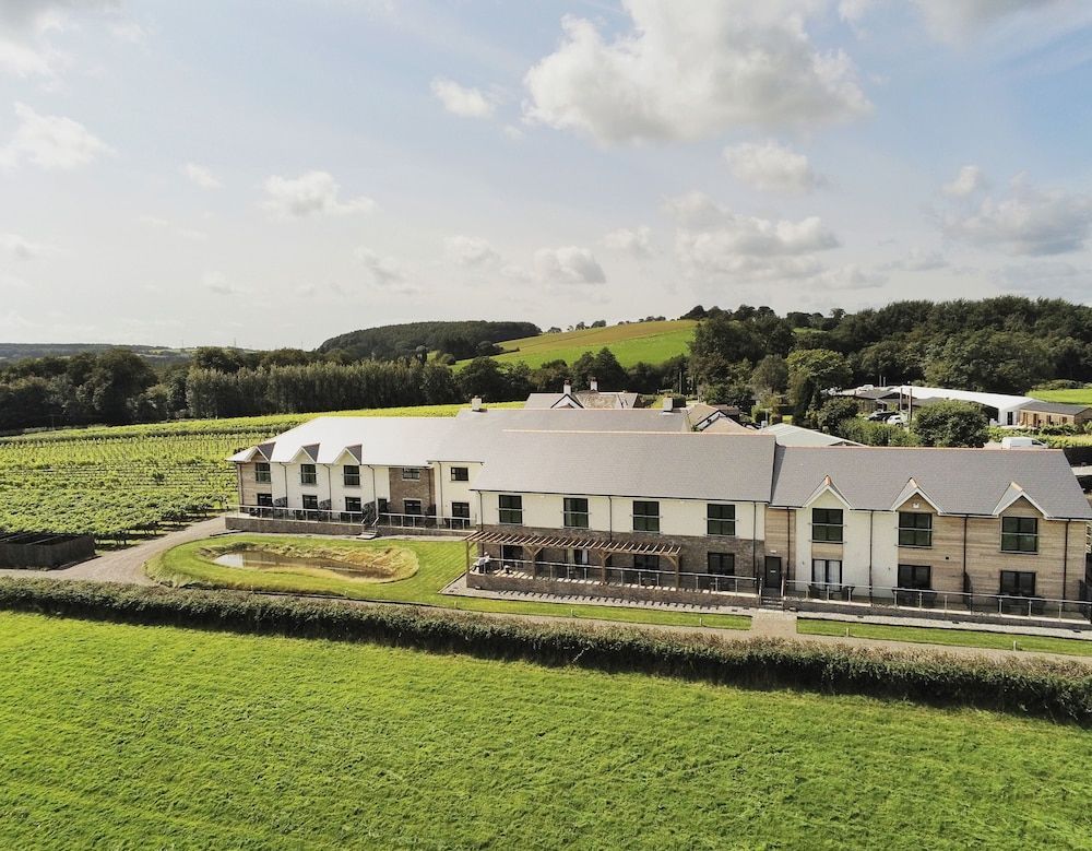 Llanerch Vineyard Hotel 1