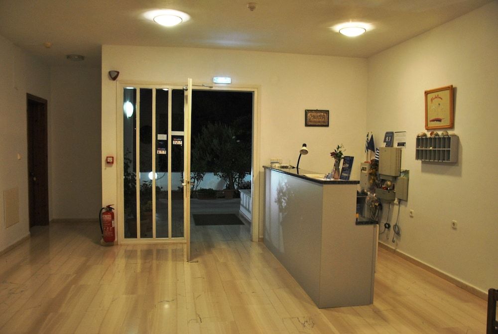 Filoxenia Hotel & Apartments 2