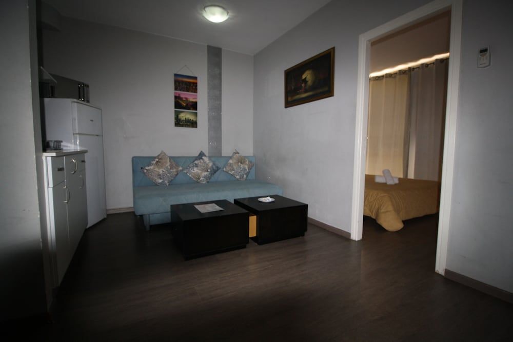 Rich Luxury Suites - Renovated 2