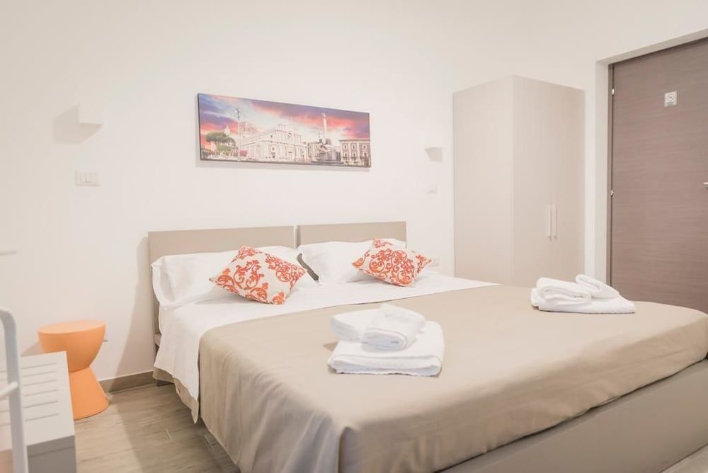 Fladi House Catania 1