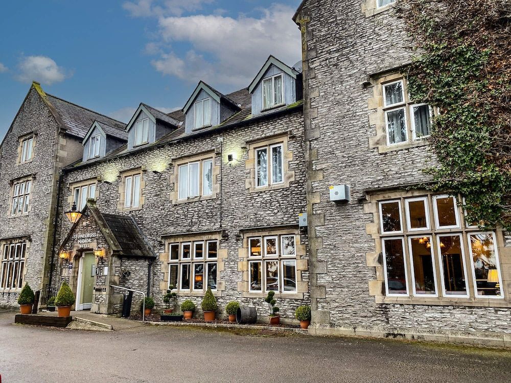 Stonecross Manor Hotel 1