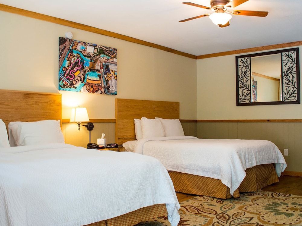 The Resort at Schlitterbahn 2