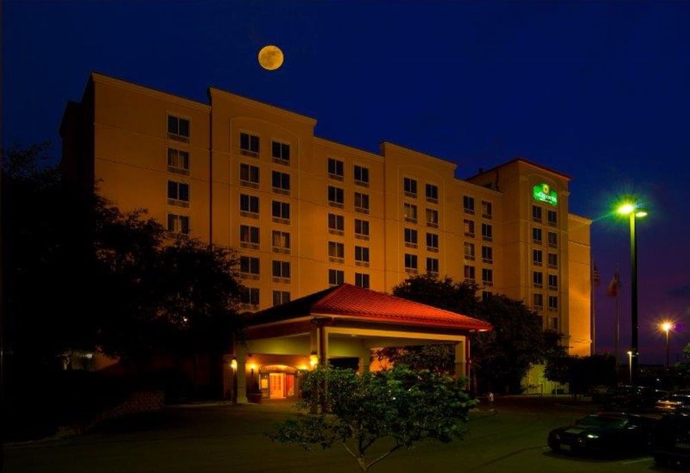 La Quinta by Wyndham San Antonio Medical Ctr. NW 1