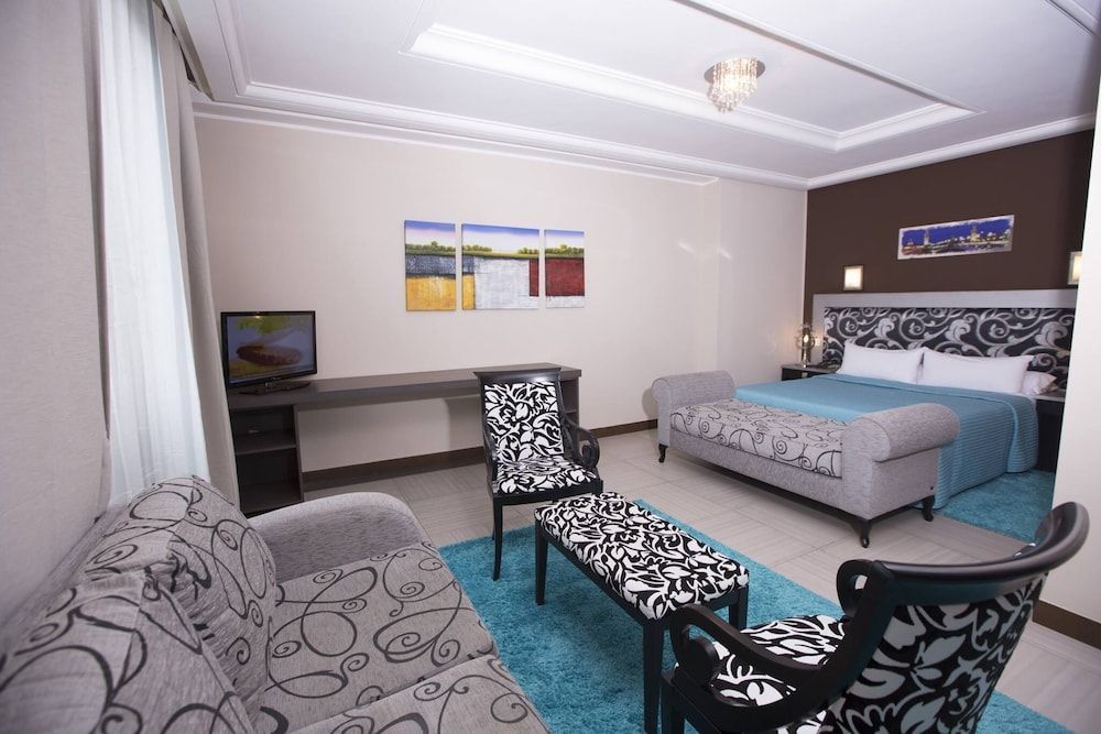 Hotel Jardy - Aéroport 1