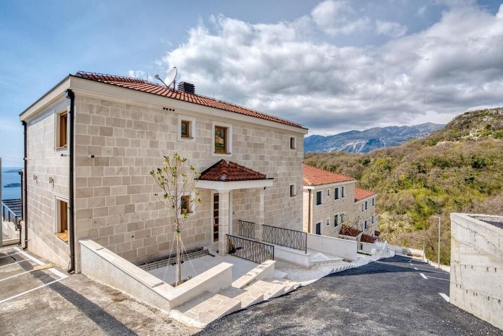 Quercus Residences Apartments 1