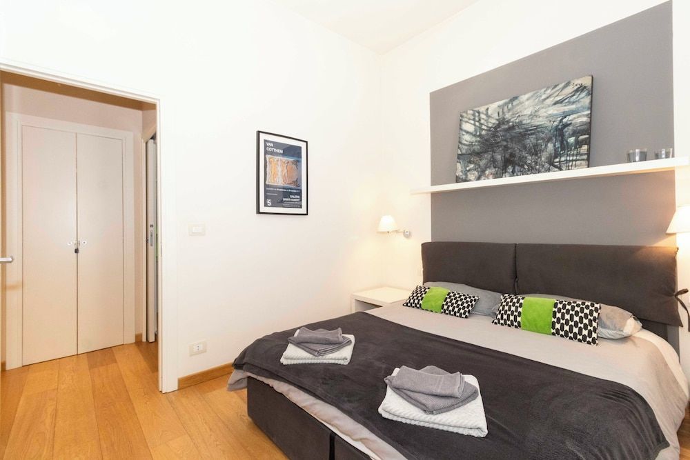 Guesthost - Charming Apt With Parking! 2