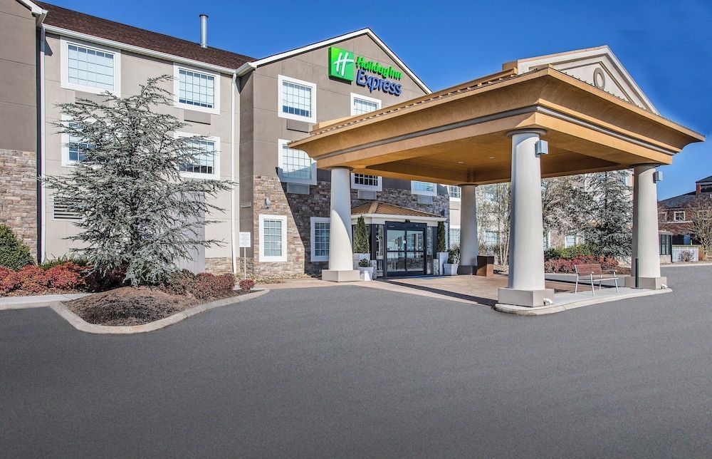 Holiday Inn Express & Suites ALCOA (KNOXVILLE AIRPORT) by IHG 1