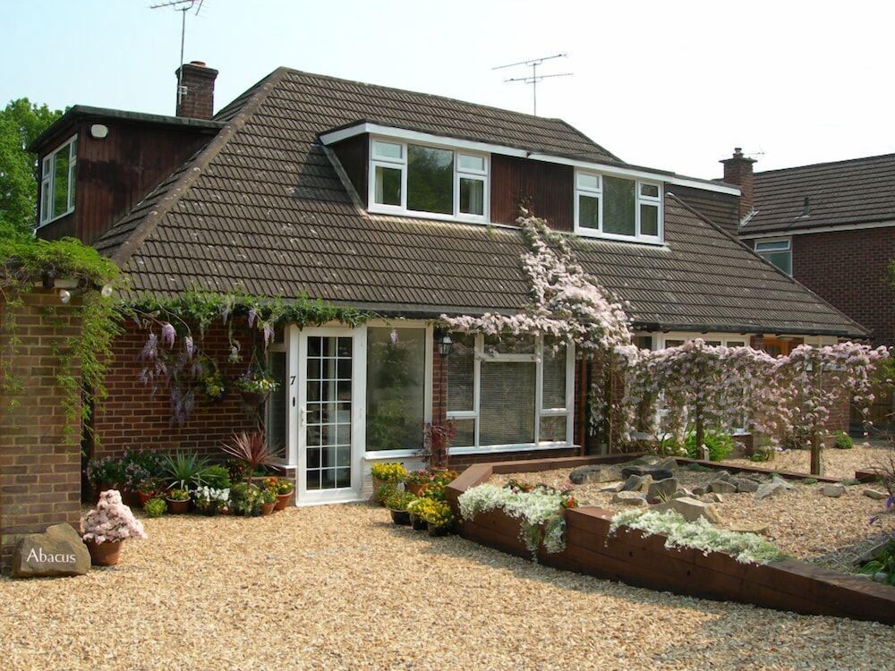 Abacus Bed and Breakfast, Blackwater, Hampshire 1