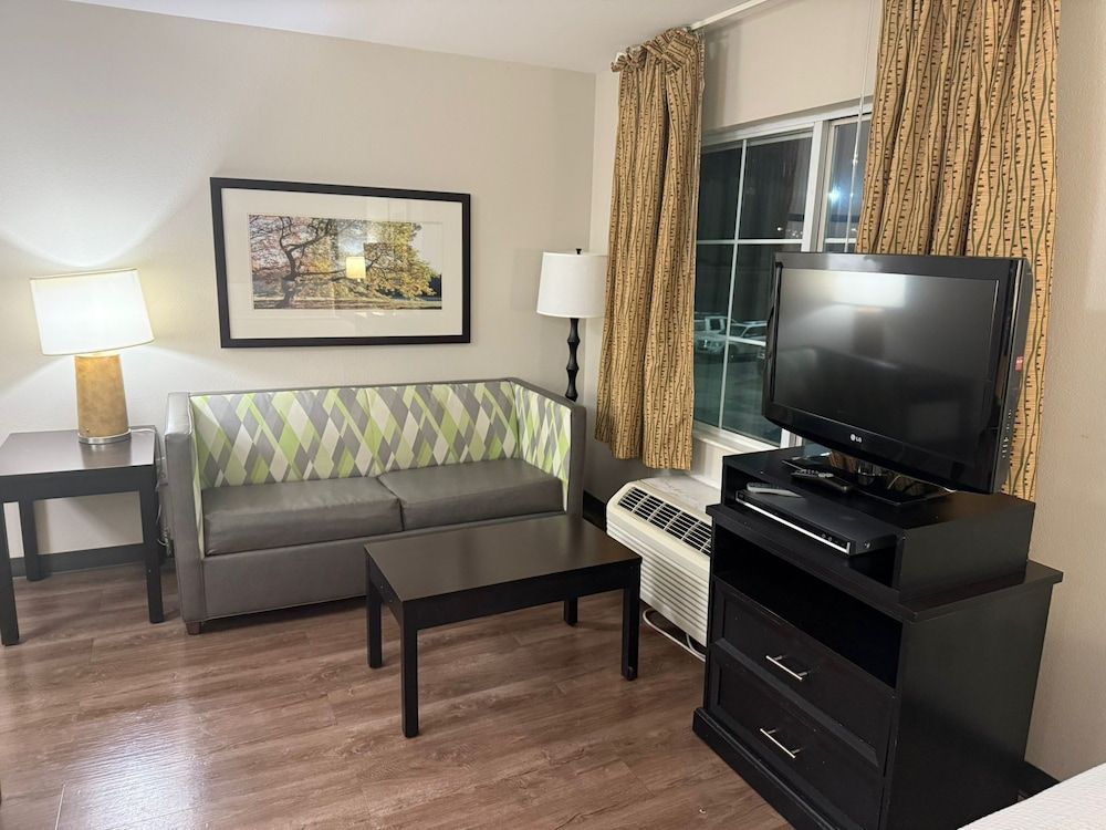 MainStay Suites Washington Dulles Airport 2