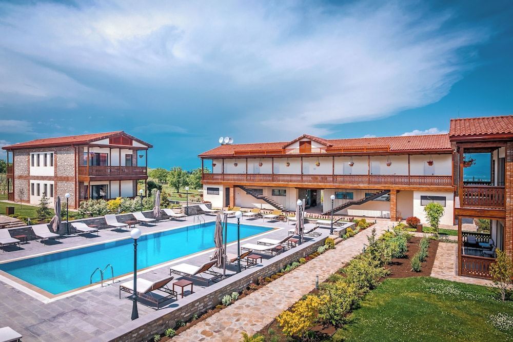 Château Mosmieri Hotel & Winery 1