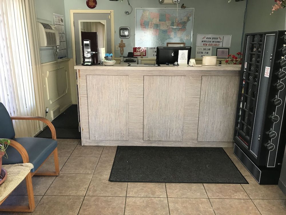 Guest House Motel Chanute 2