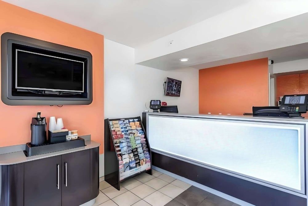 Motel 6 Modesto CA 1