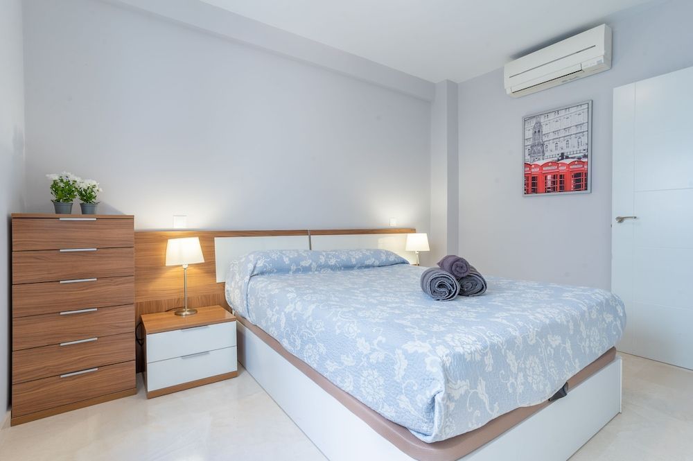 Apartamentos Castillo by Sur Suites 2