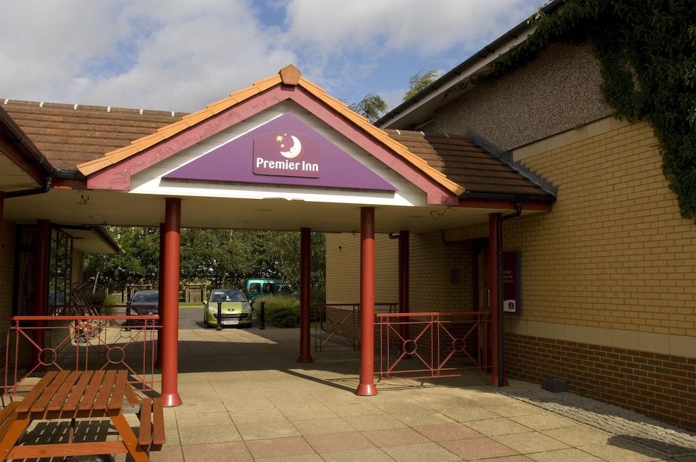 Premier Inn Pontefract North 1